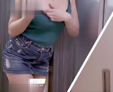 Địt em hot girl tiktok ngực khủng